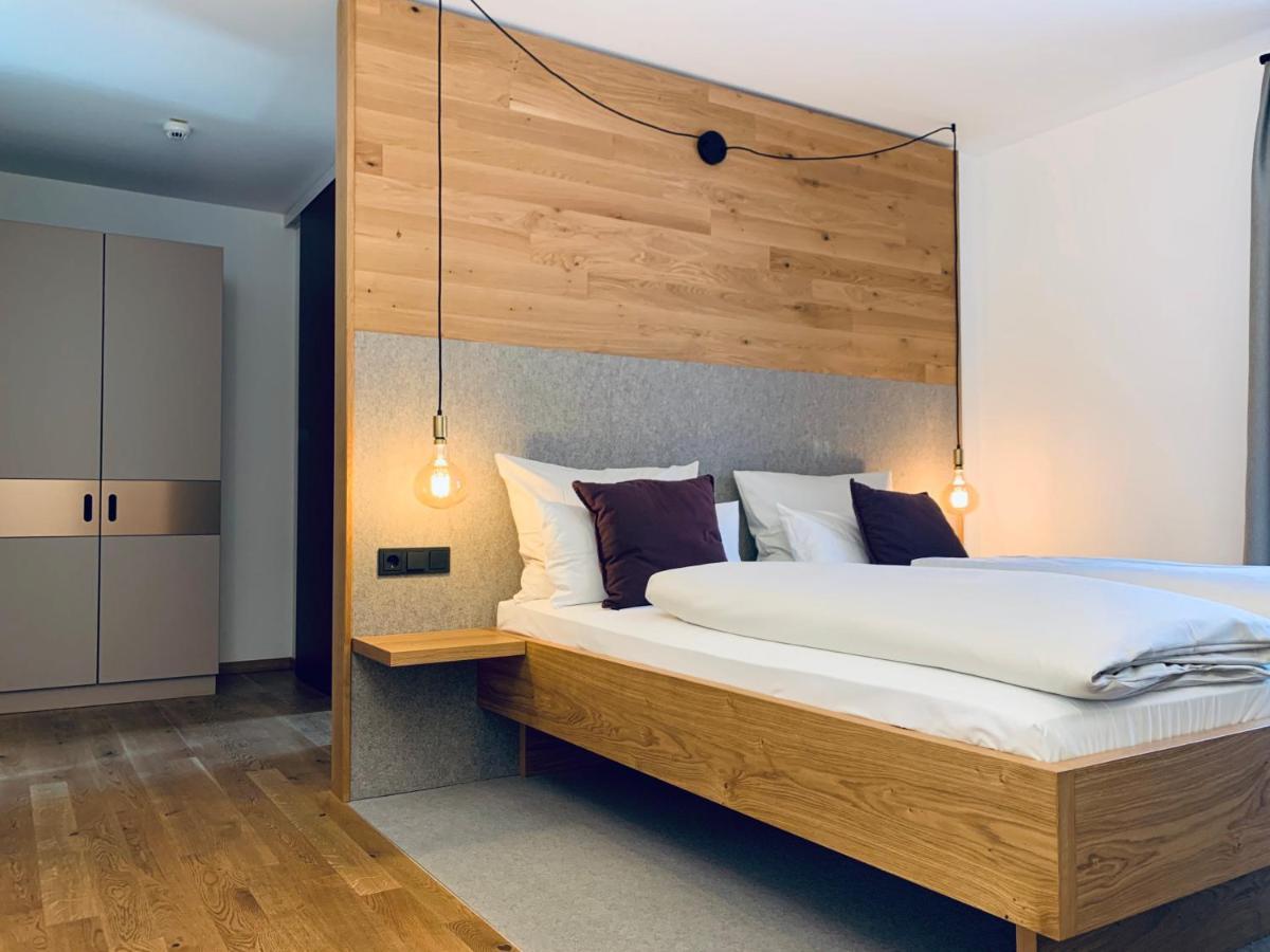 Stadthotel Kachelofen Krumbach Dış mekan fotoğraf