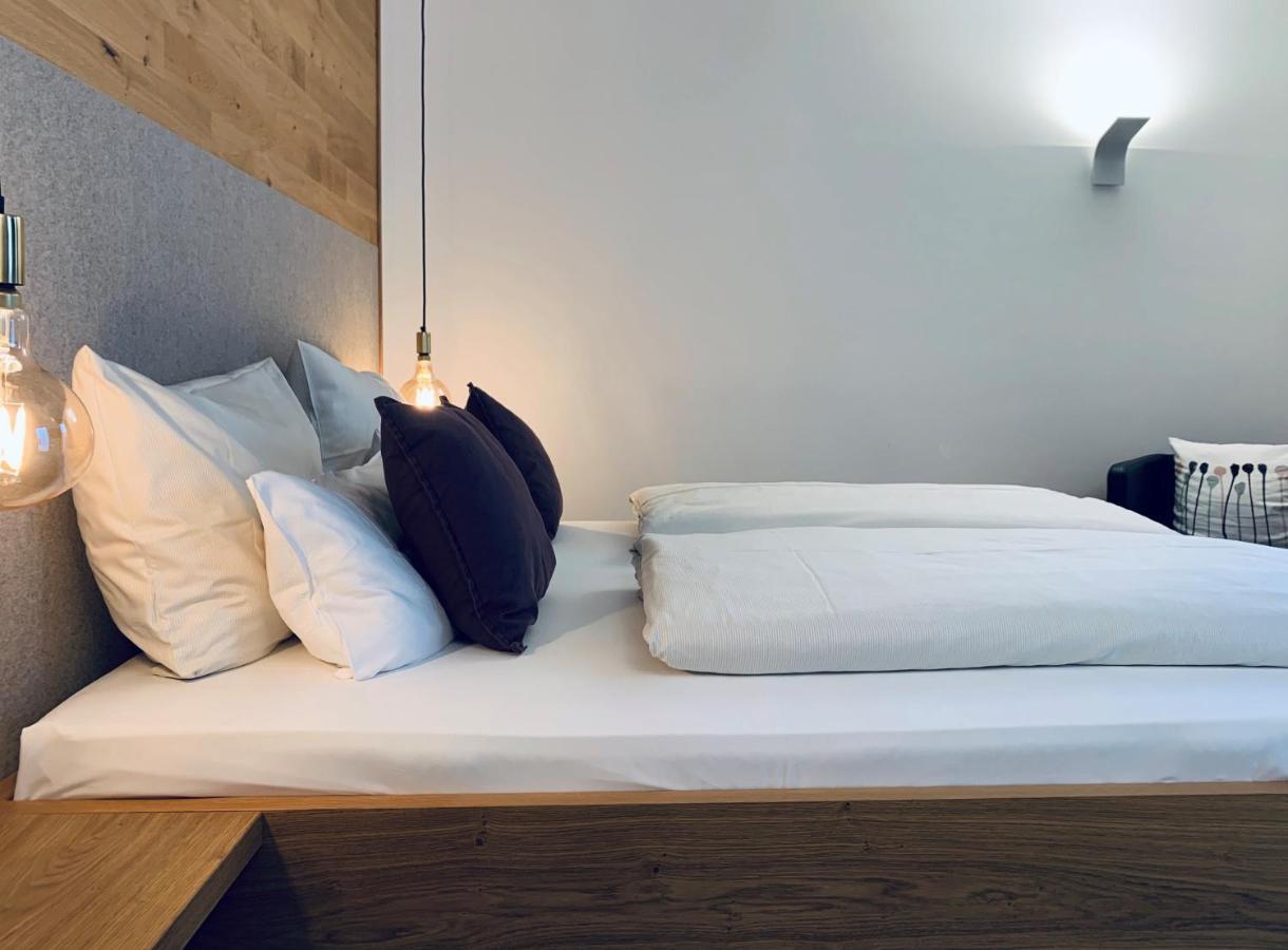 Stadthotel Kachelofen Krumbach Dış mekan fotoğraf