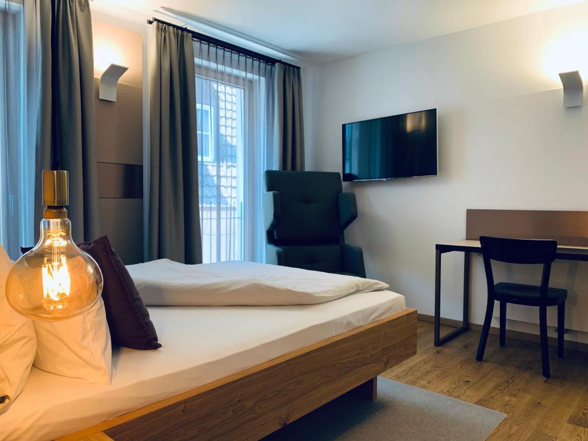 Stadthotel Kachelofen Krumbach Dış mekan fotoğraf