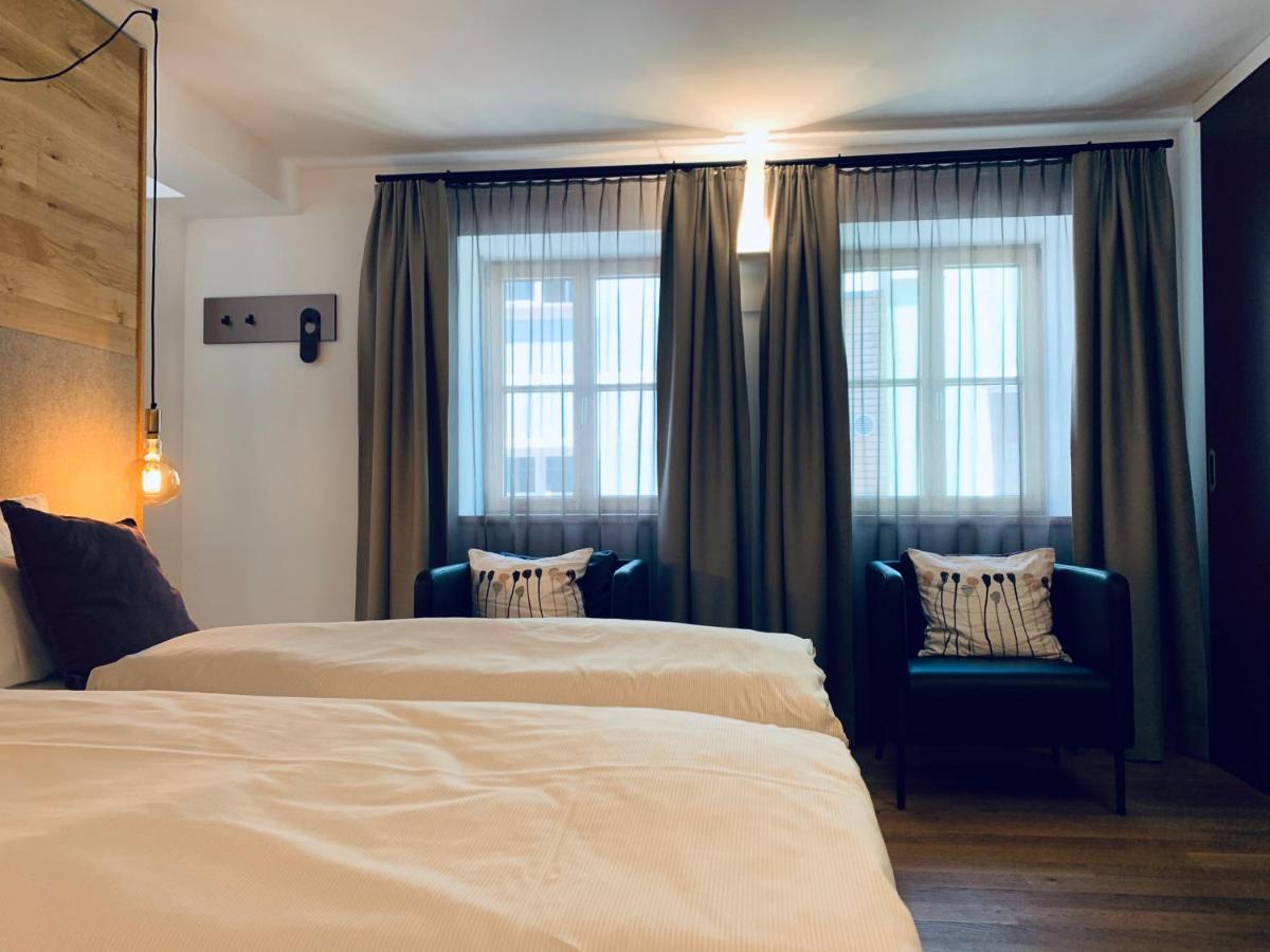 Stadthotel Kachelofen Krumbach Dış mekan fotoğraf