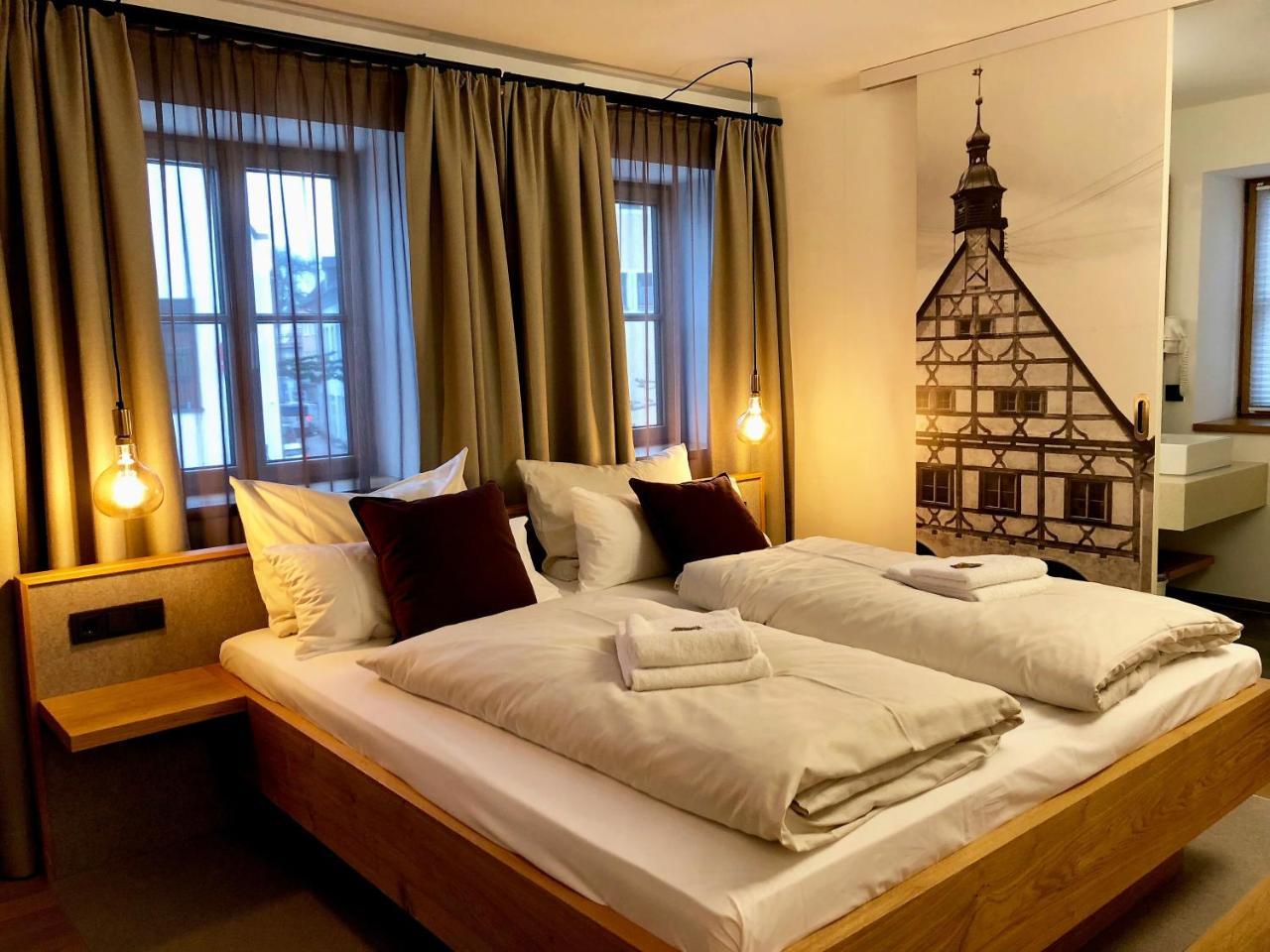 Stadthotel Kachelofen Krumbach Dış mekan fotoğraf